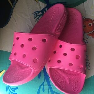 Crocs girls size 3